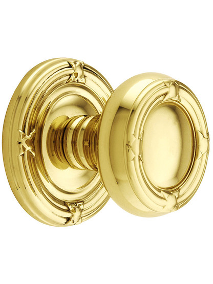 Ribbon and Reed Door Set With Matching Knobs in Polished Brass.